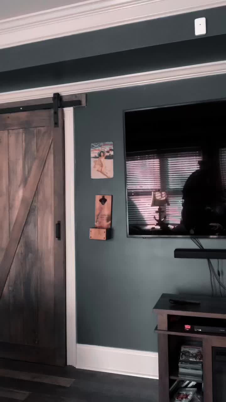@SNEAKYFACE