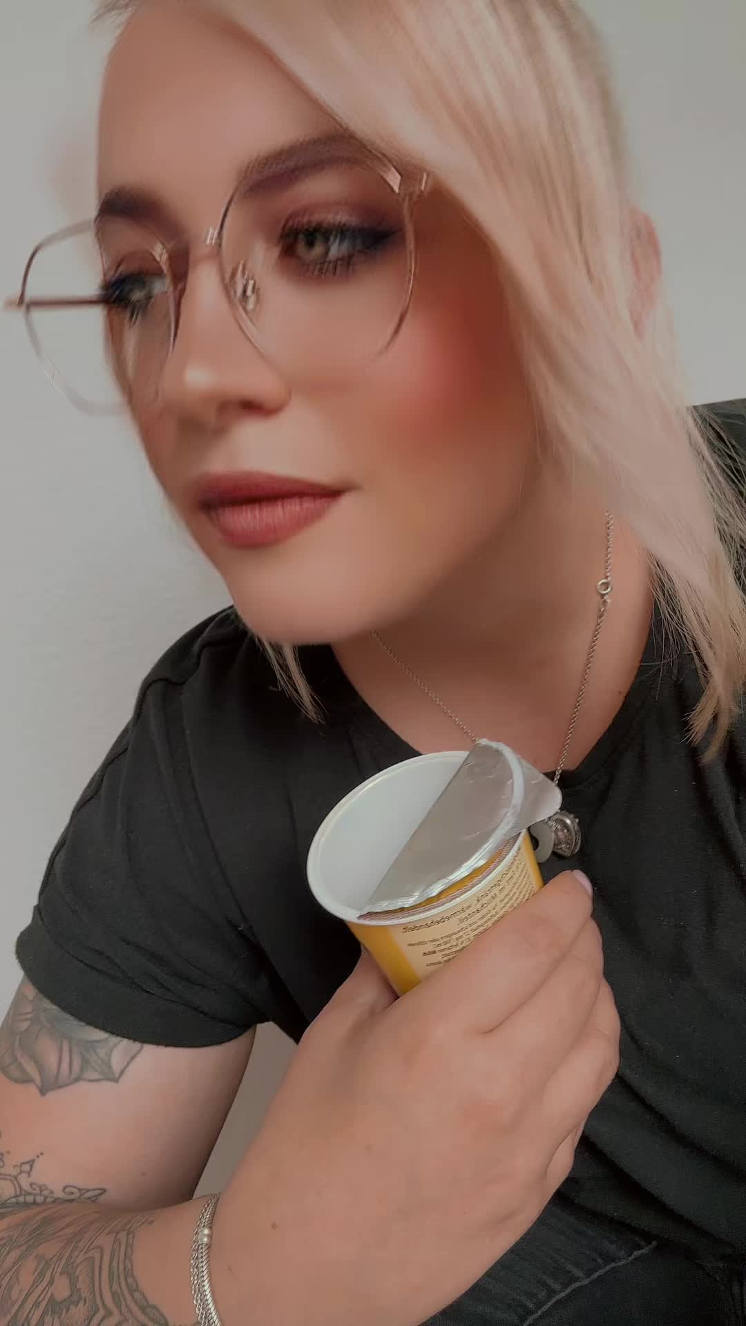 @Deeenisey🖤