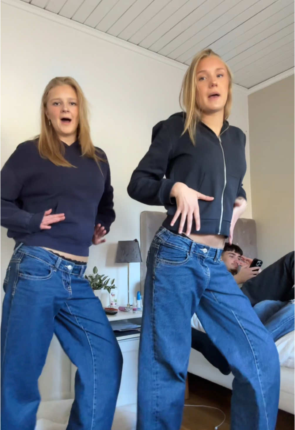 @Ebba