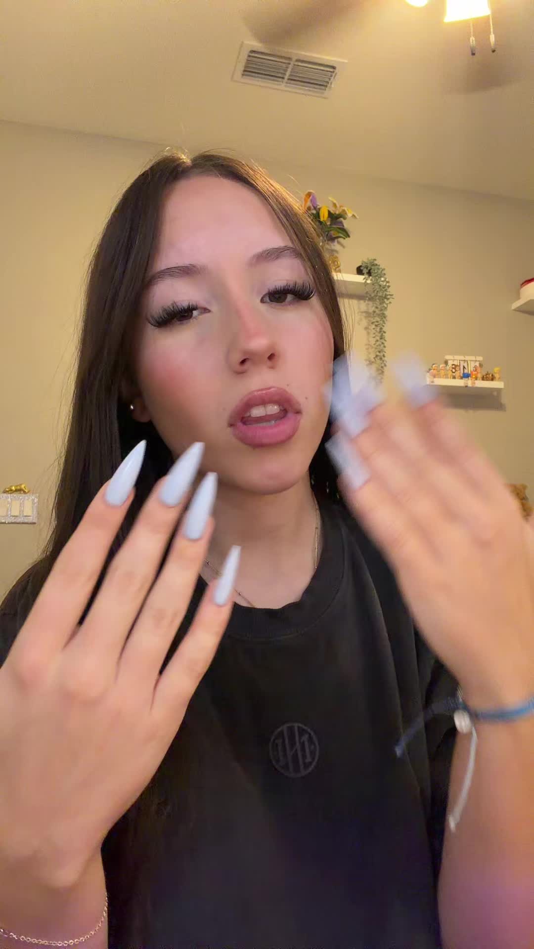 @kennabenna