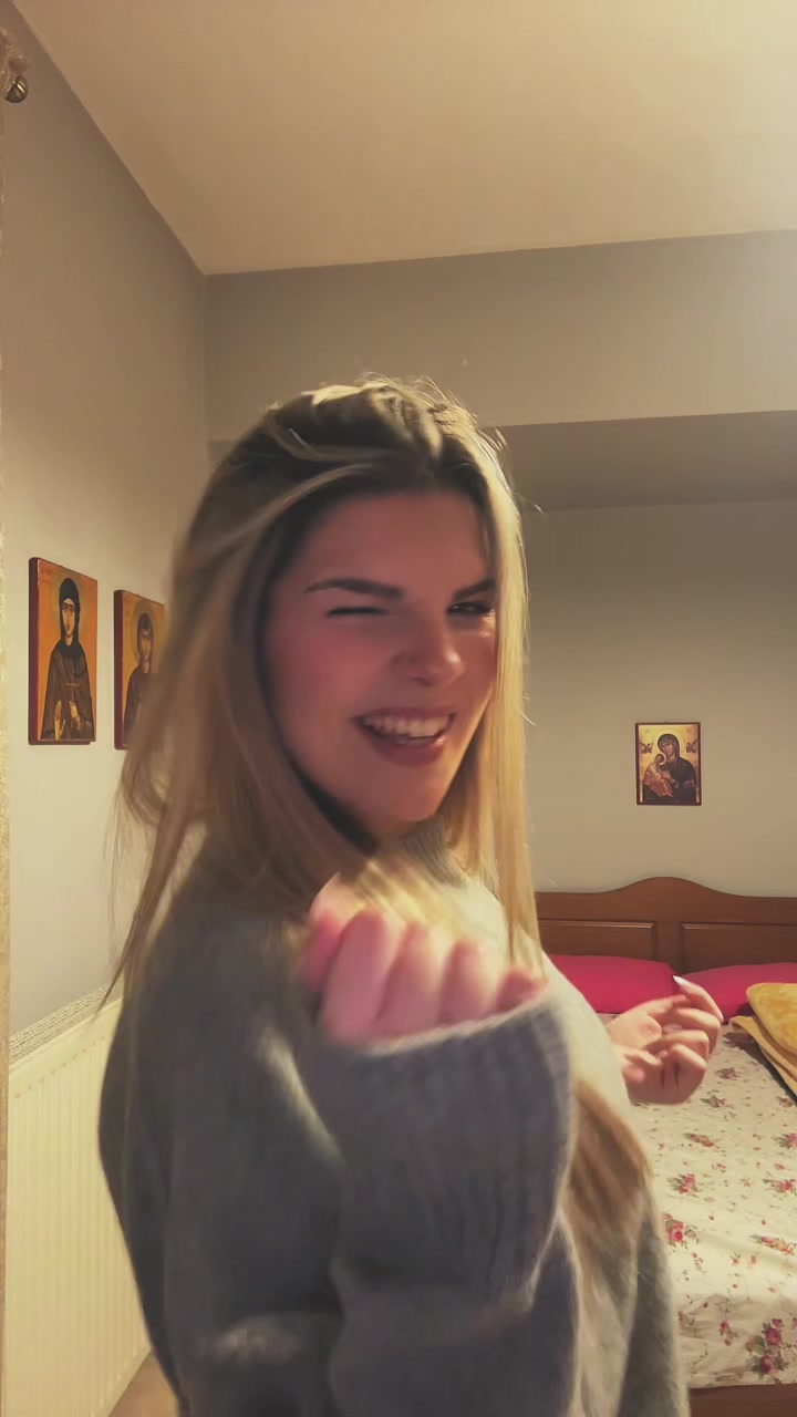 @χρισtινα