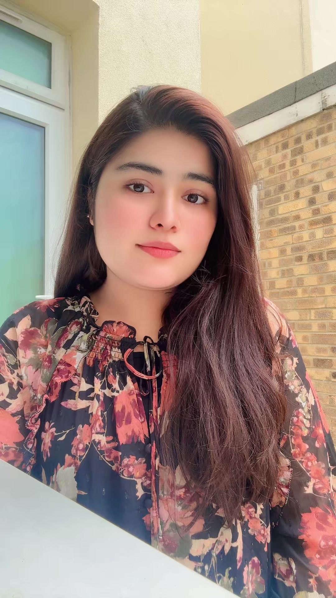@LARAIB