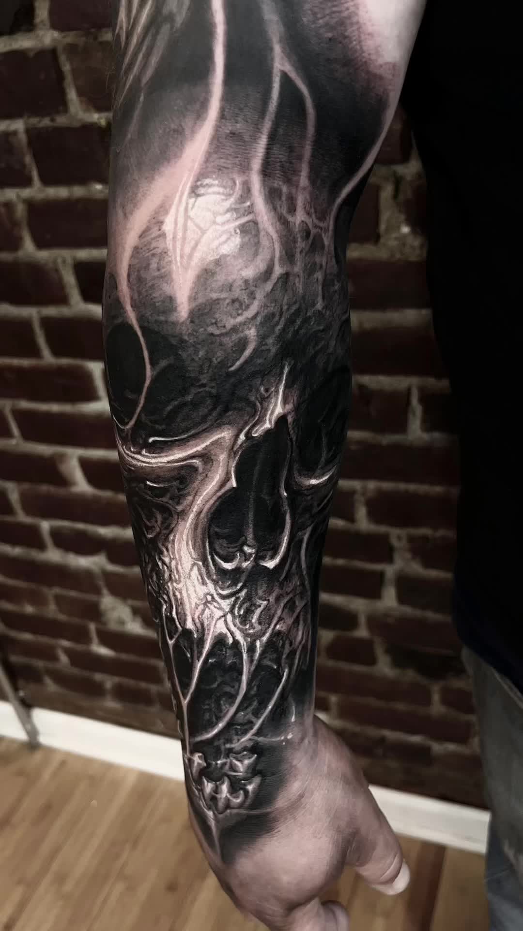 @JesseLevittTattoo