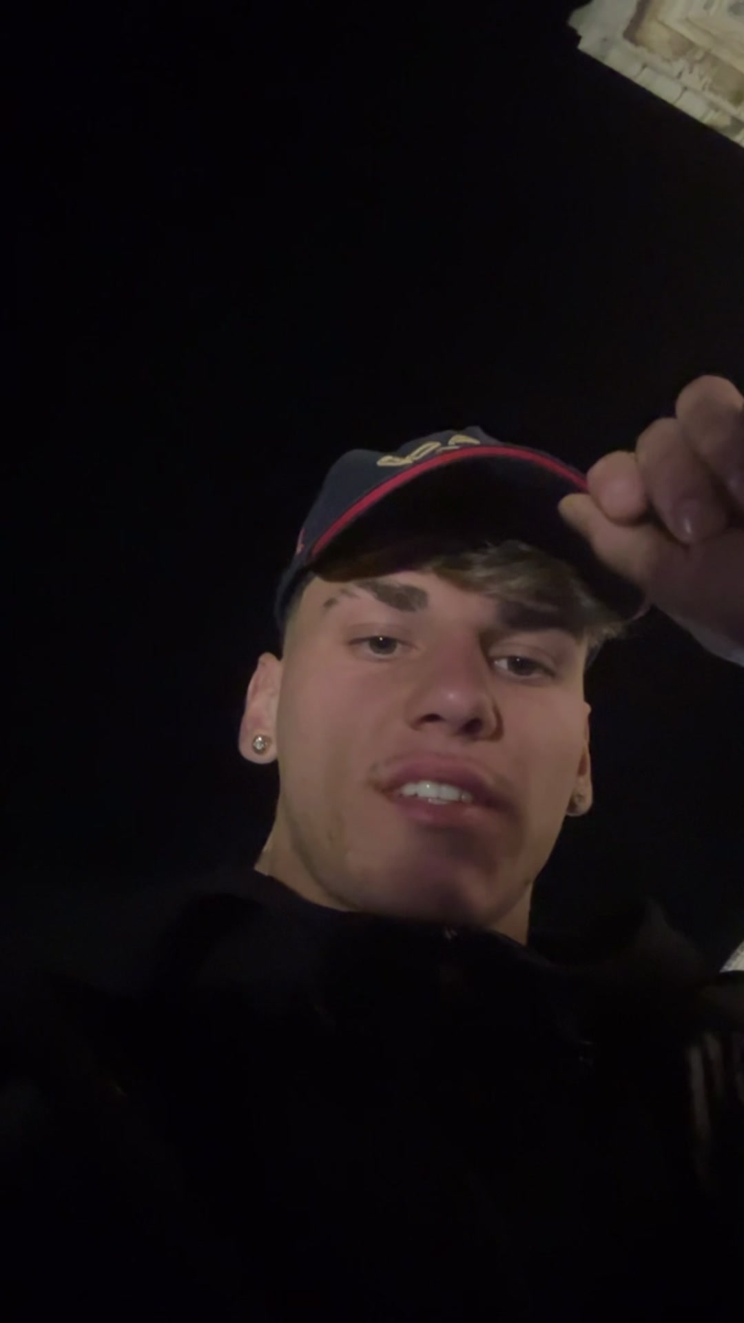 @Domi