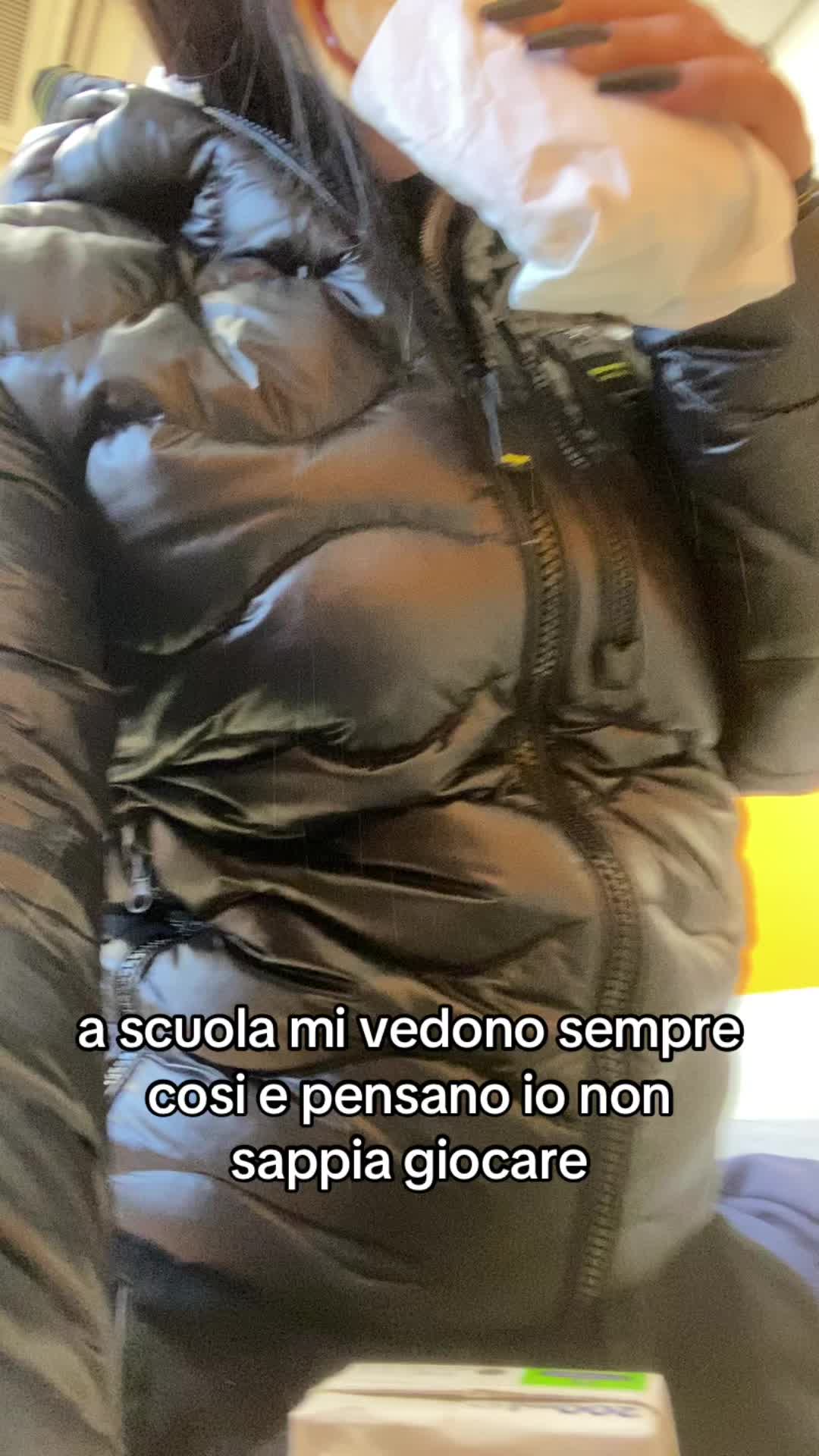 @fefè😵💫