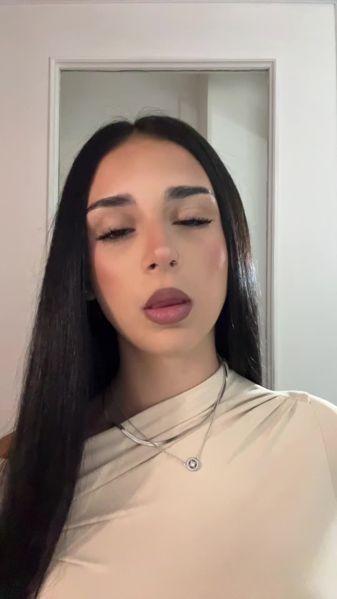 @🕷️