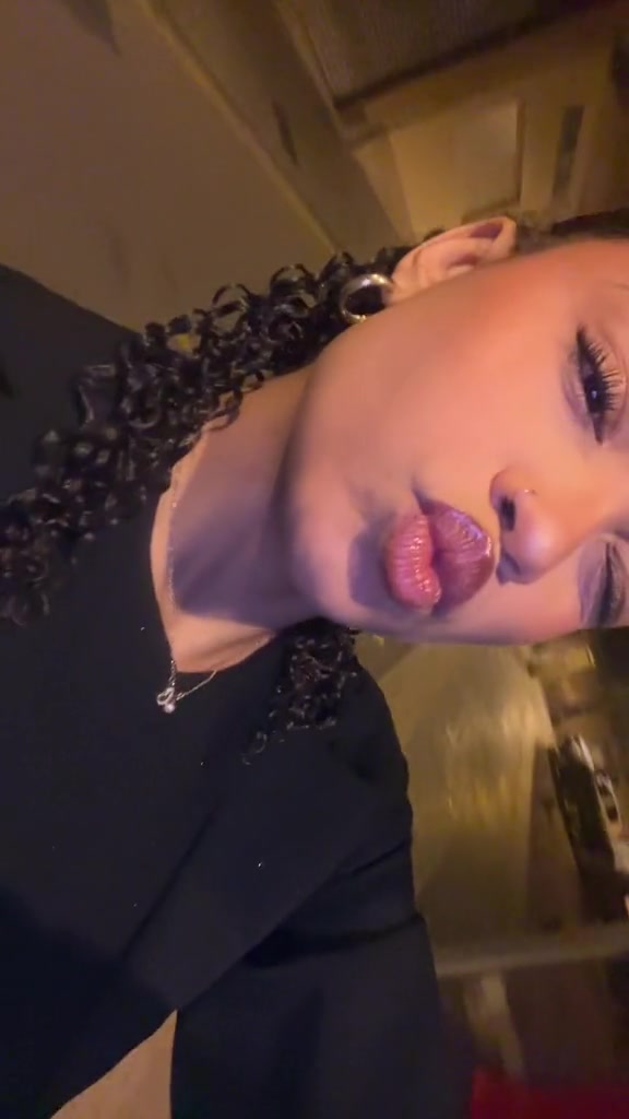@Aisha🍒