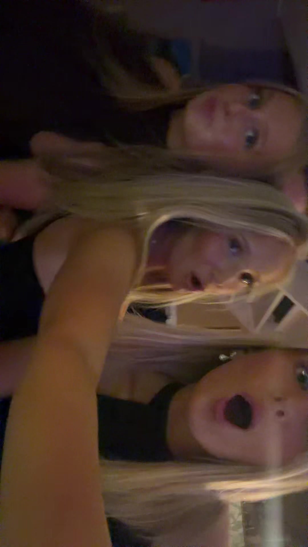@mollywillmann