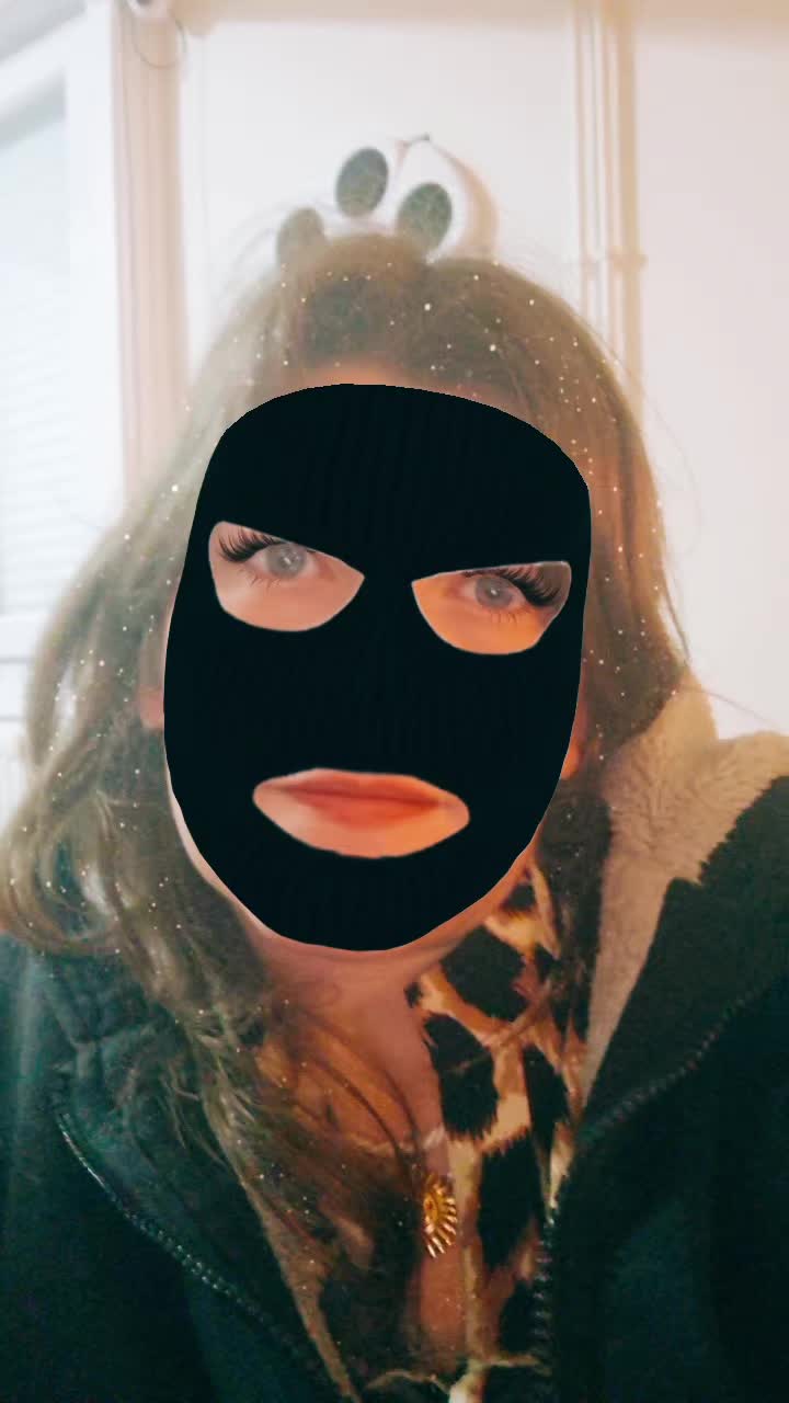 @🌩️ Mme Buzz l'&eacute;clair 🌩️