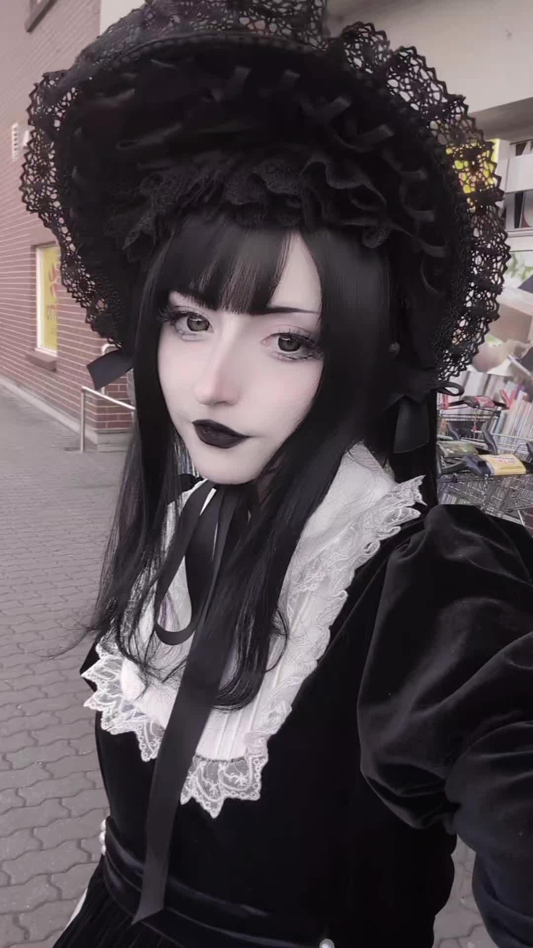 @𝓜𝓲𝓼𝓼.𝓕𝓾𝓵𝓵𝓶𝓸𝓸𝓷🌕