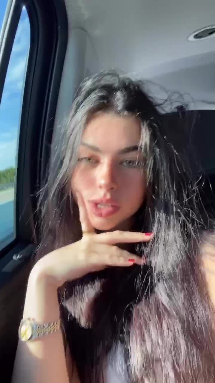@Isa Gonzalez