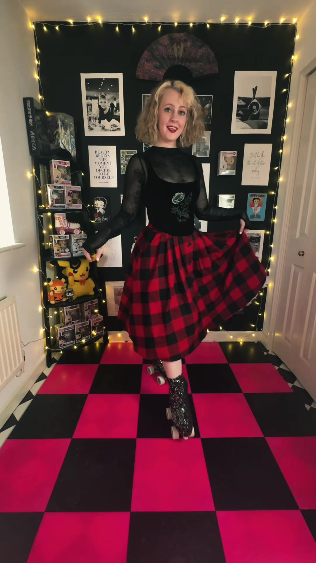 @Miss FayeRae 🛼👗 👻