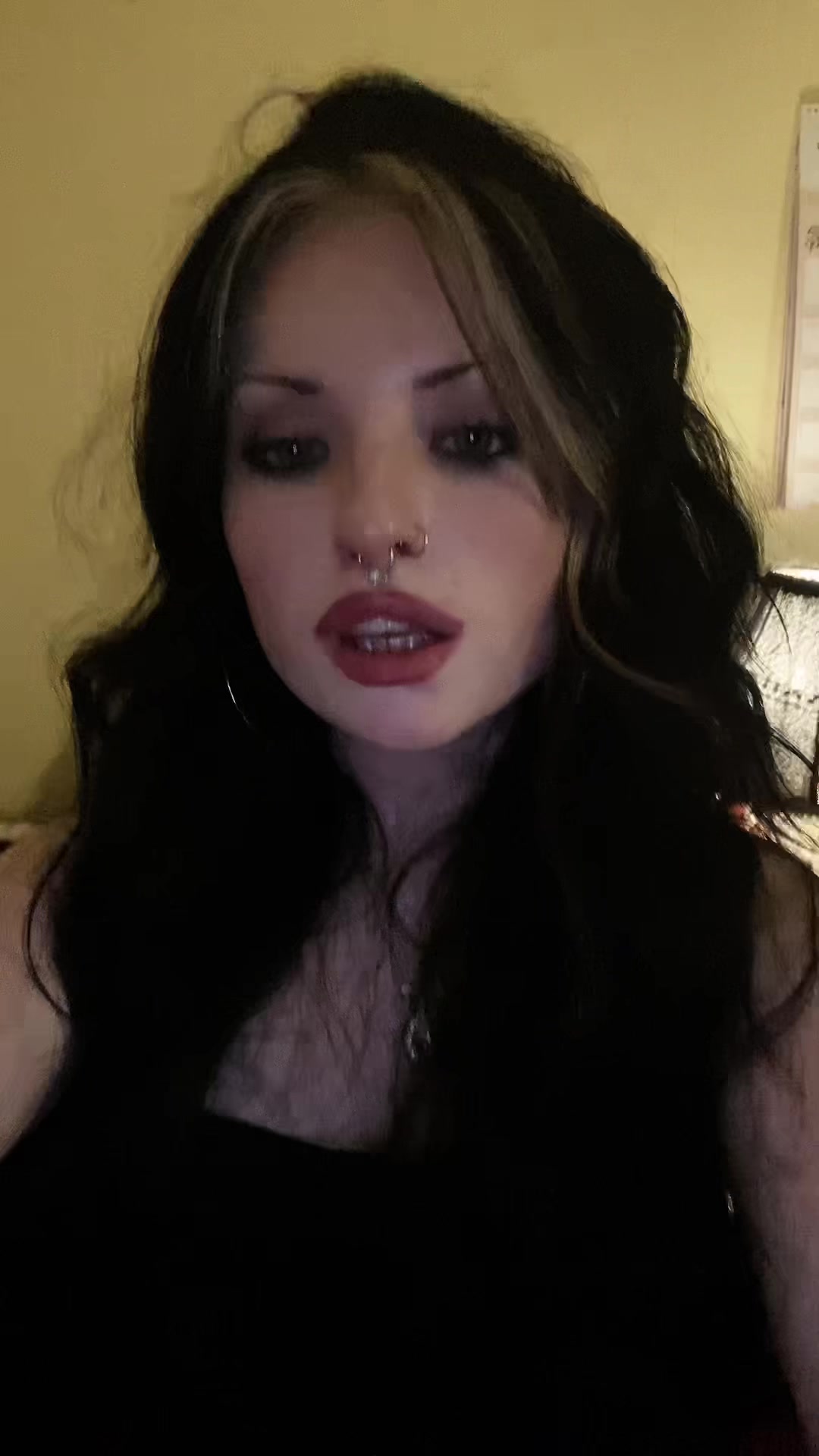 @𝔈𝔳𝔈