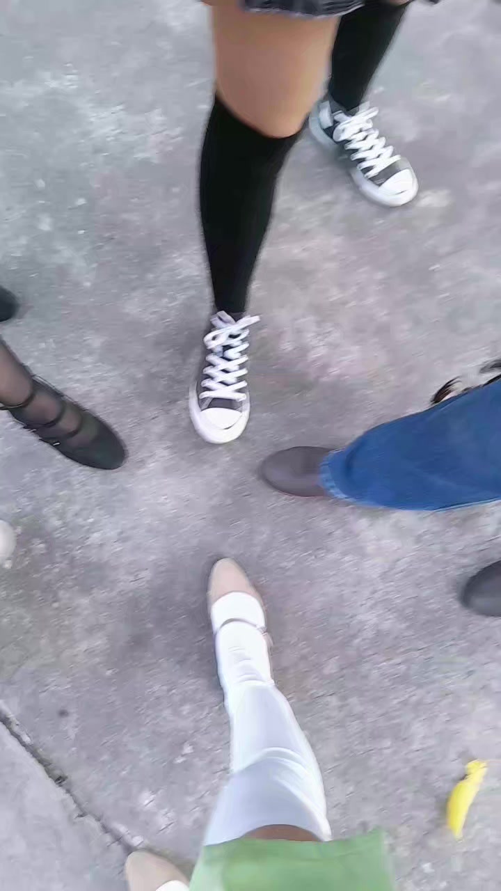 @lizze_uwu