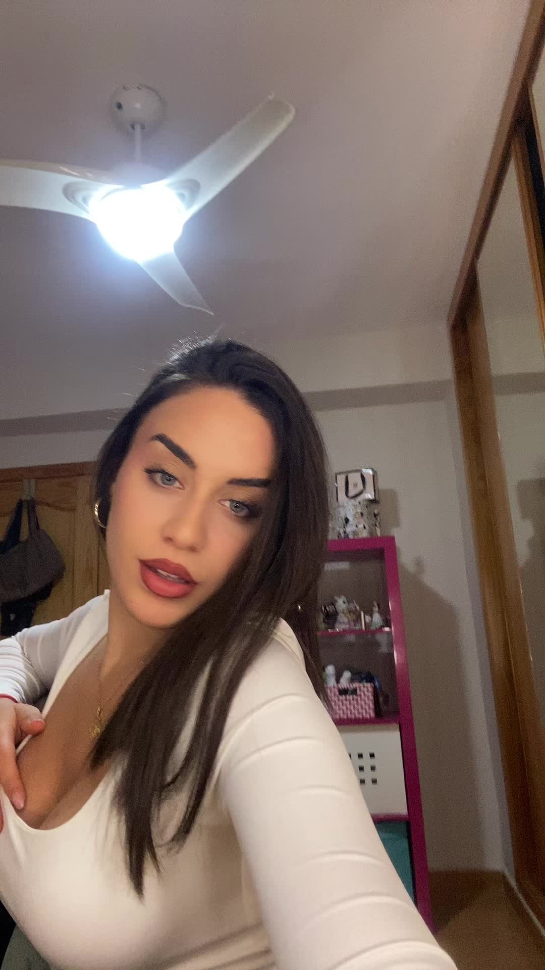 @claudia martin🖤