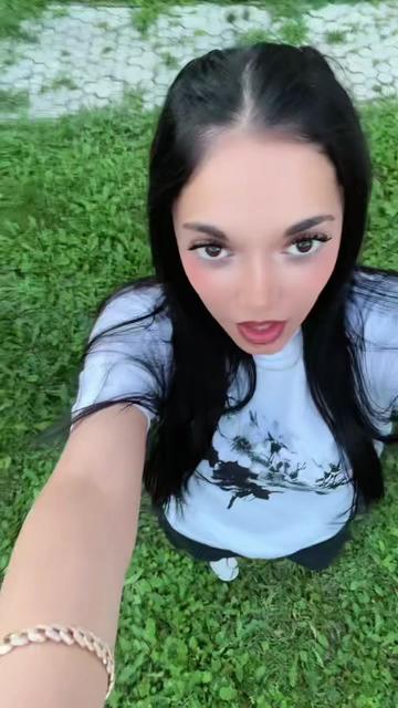 @L I L Z Z Y
