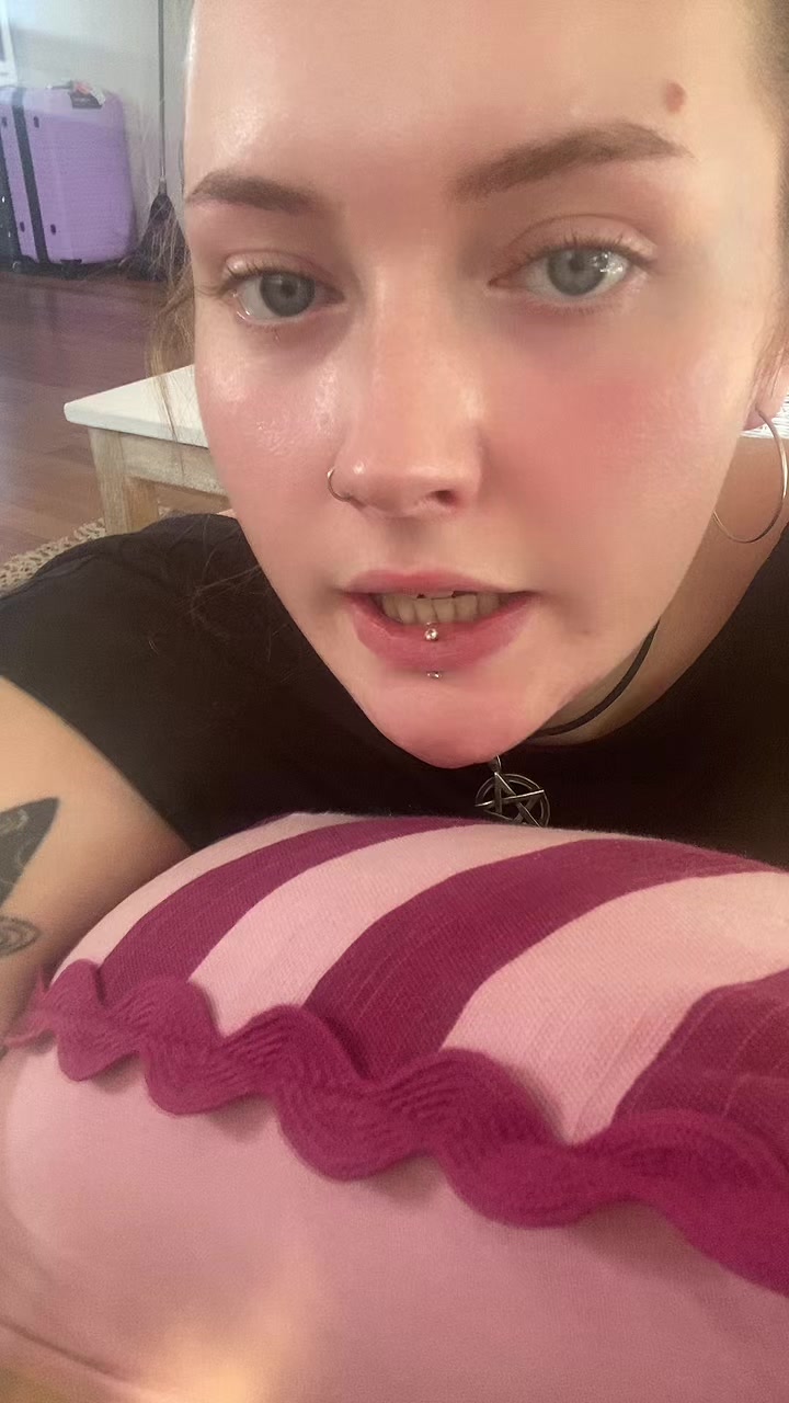 @Hazelhunterr
