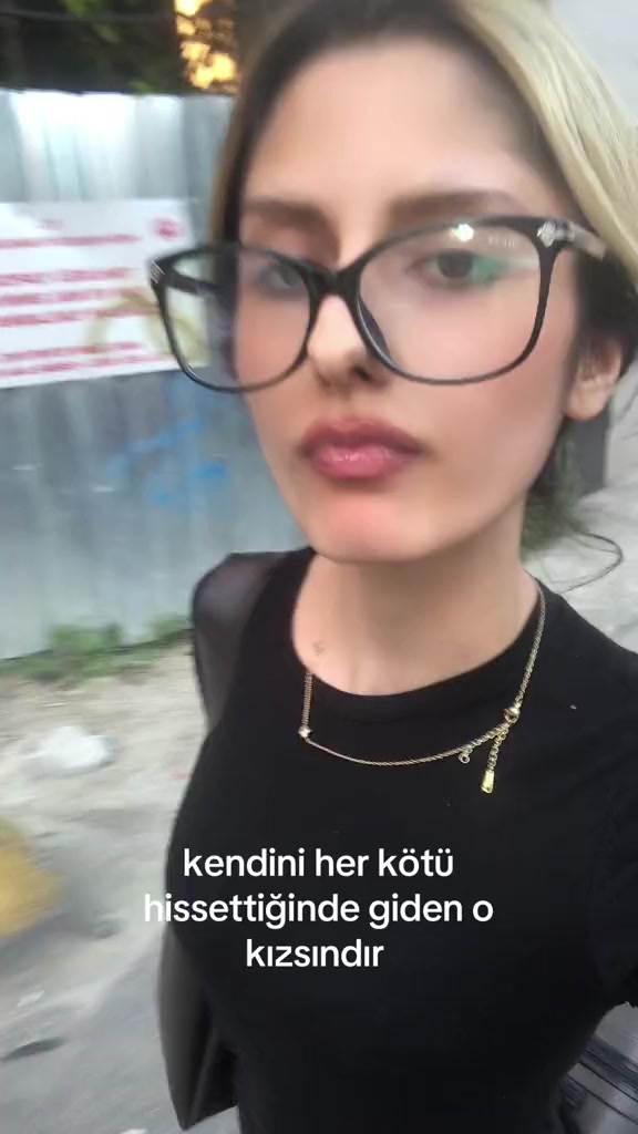 @Nazenin