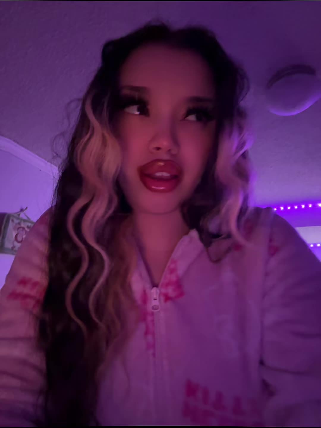 @𝒥𝒶𝓎𝓈𝓀𝒾𝒾🍒