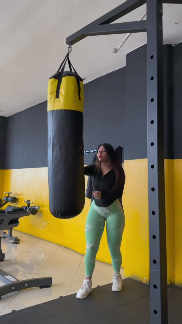 @Ángela Amaya