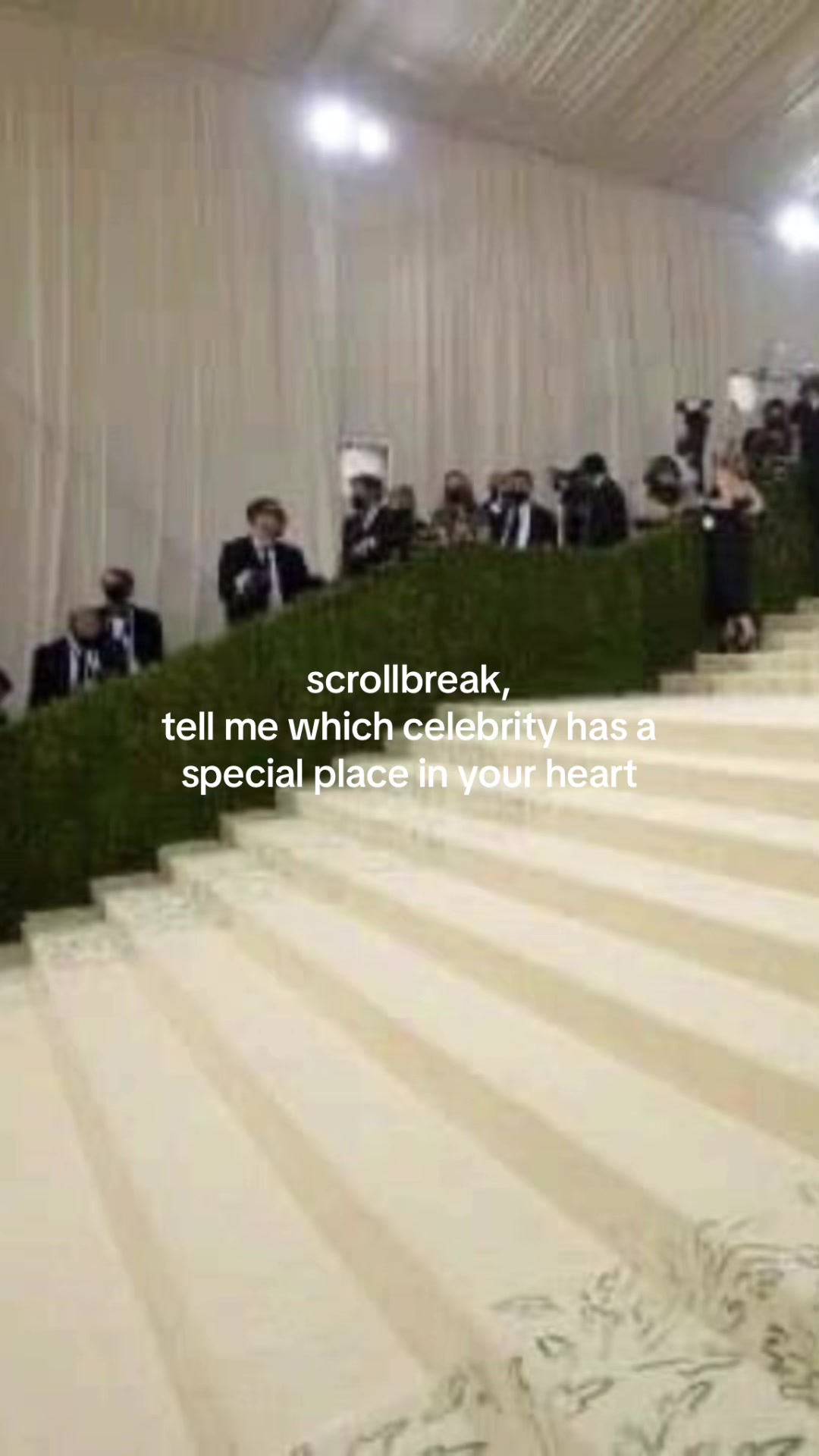 @ꨄ