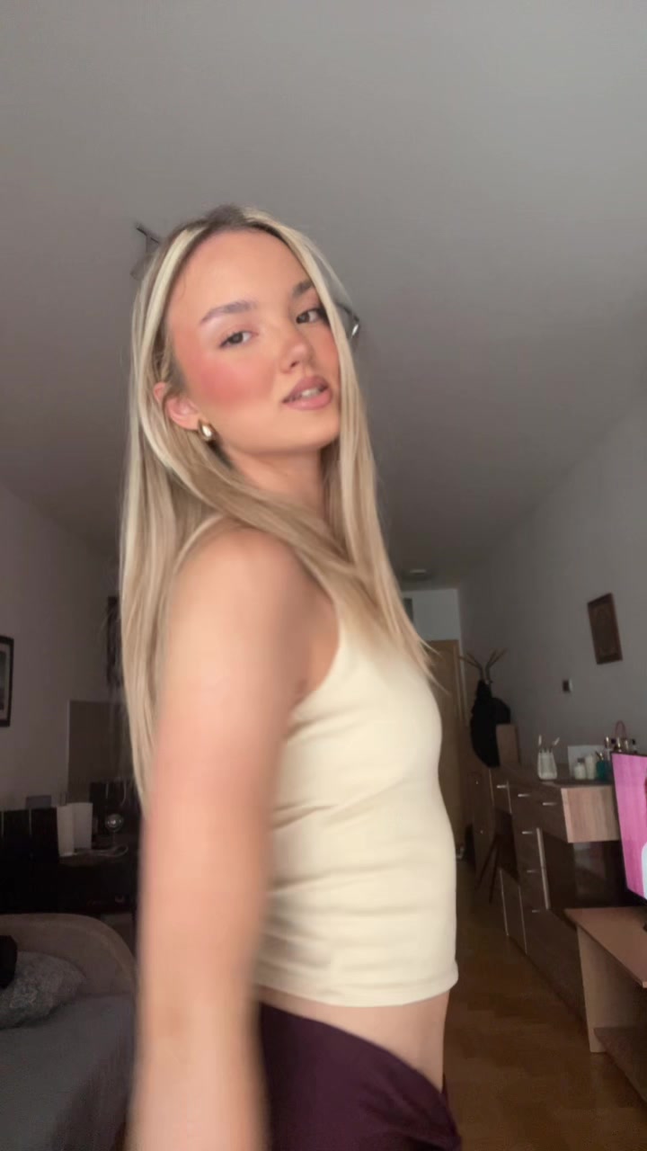 @𝐉𝐞𝐥𝐞𝐧𝐚