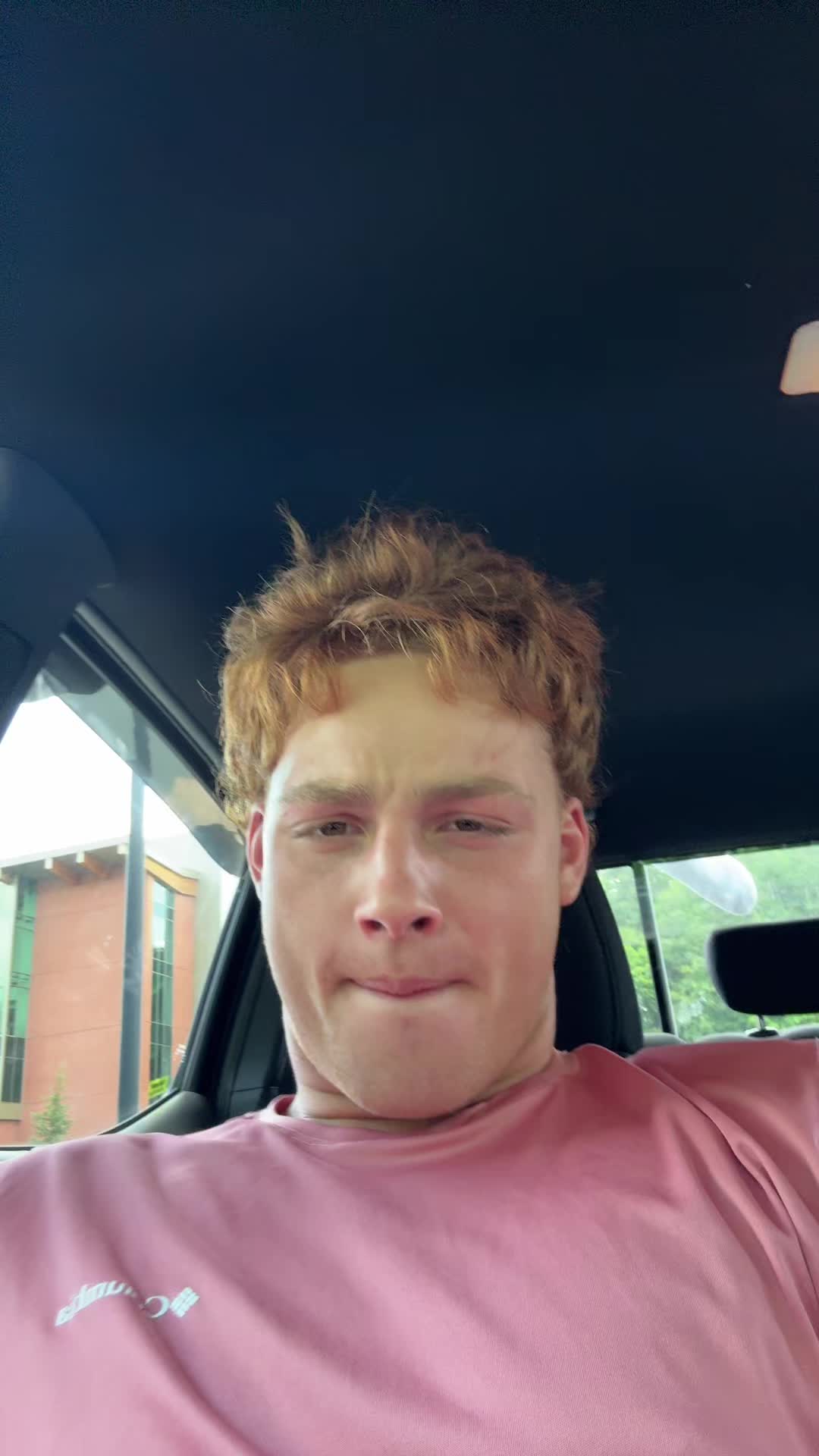 @🧑🏻&zwj;🦰