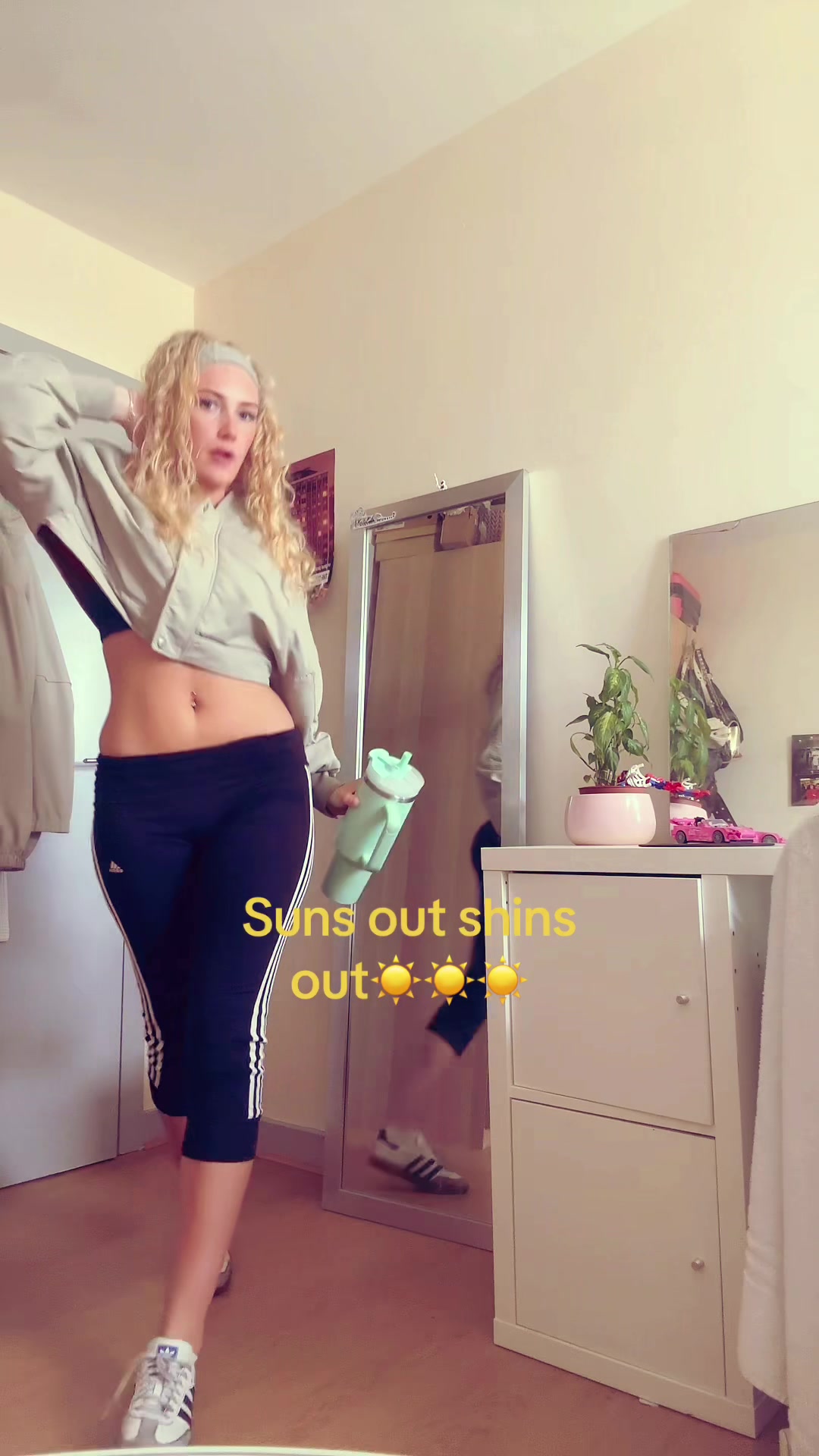 @claraisobell