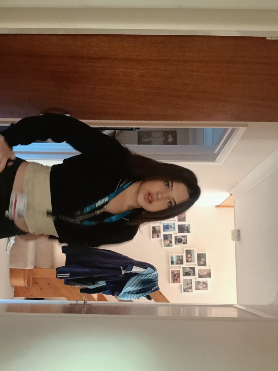 @xx.hollie.xx
