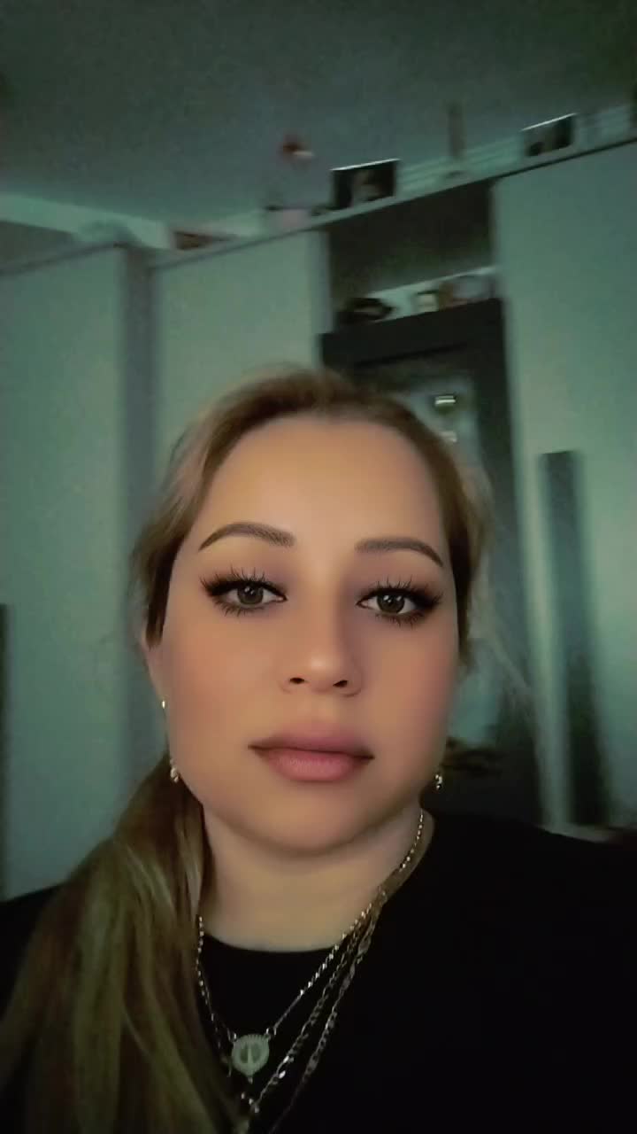 @Elena Varga