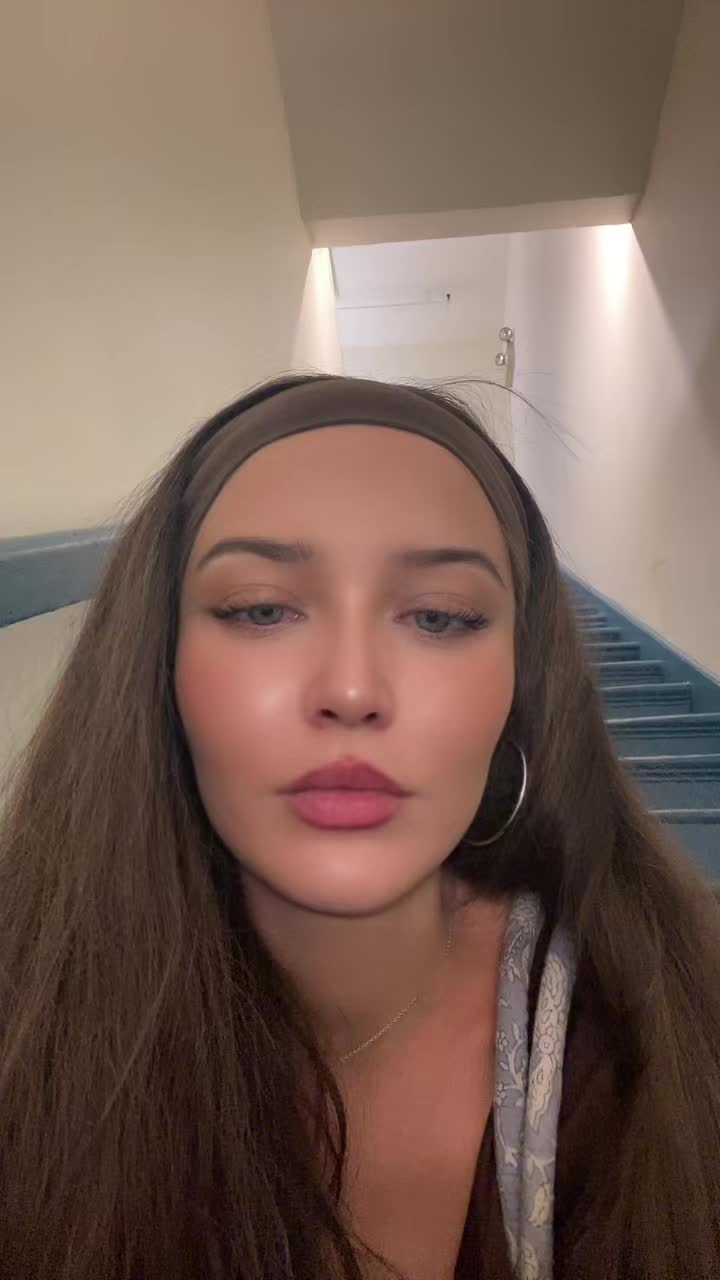 @Ariela
