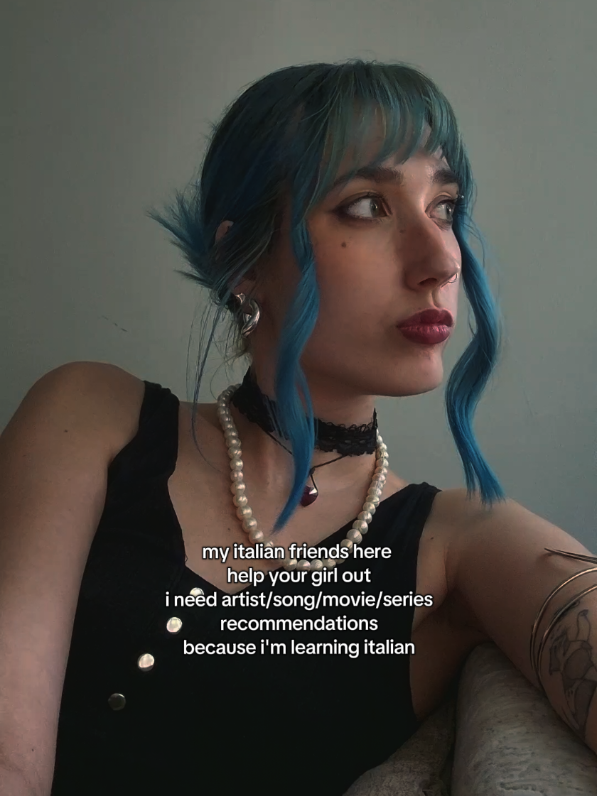 @GlamElla