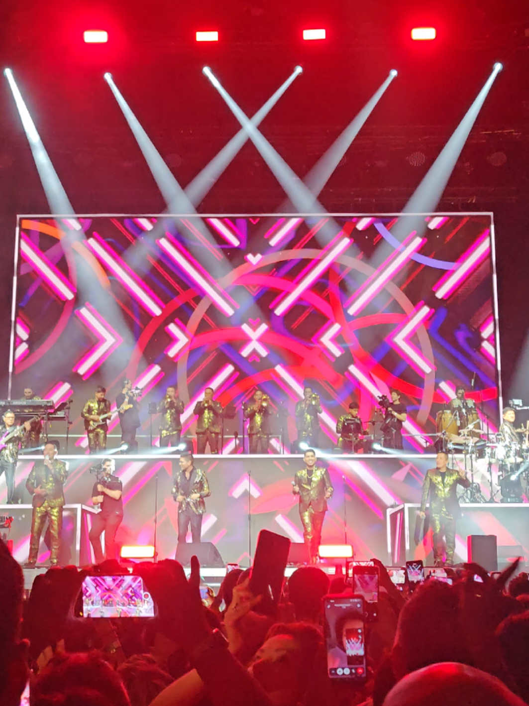 @conciertoslatinos