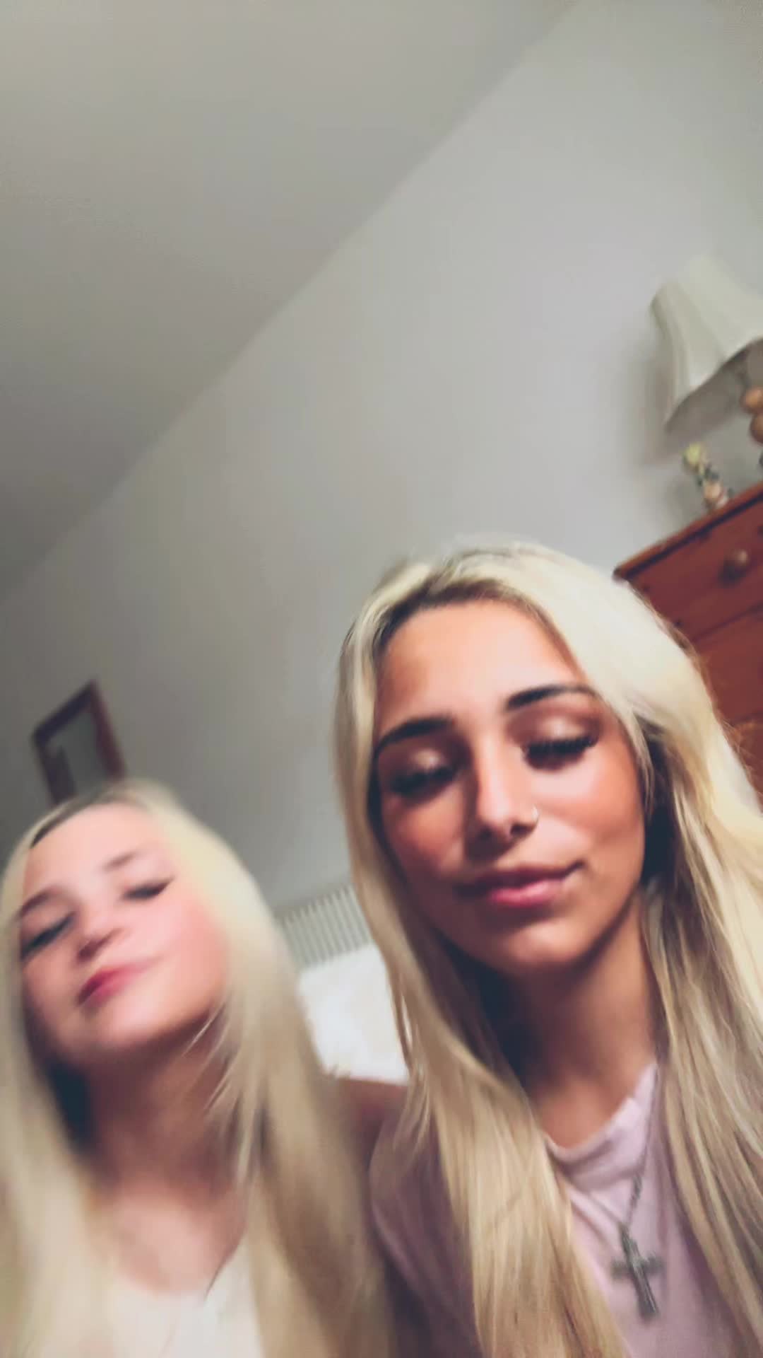 @🤍