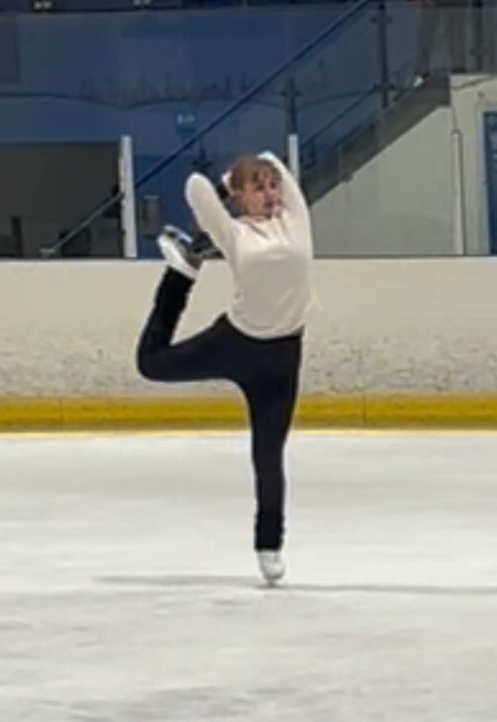 @aliceeskates