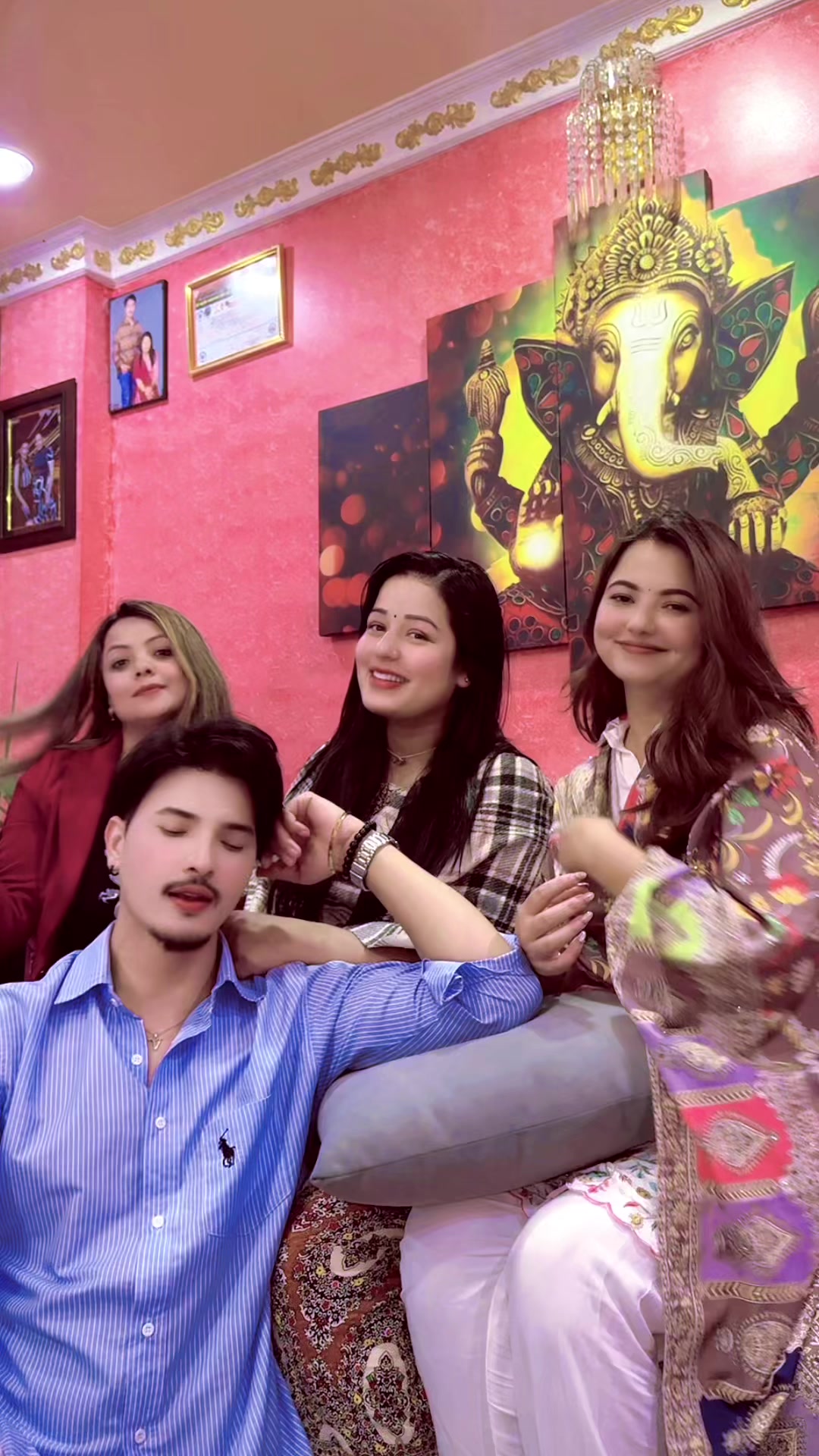 @🦋Saya Bhandari🦋