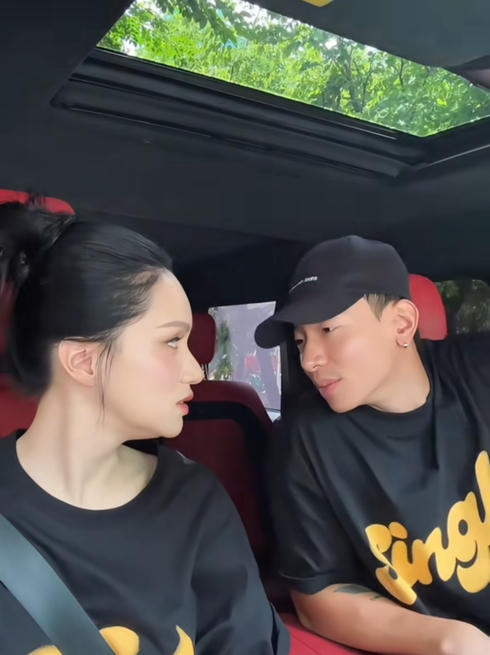 @✨️Phóng viên thường trú👑