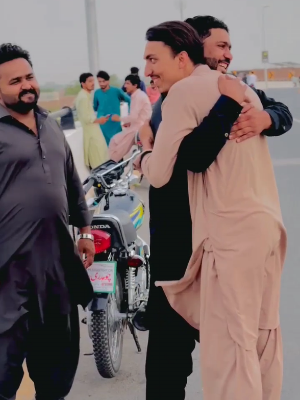 @کمانڈو پٹھان 🦁