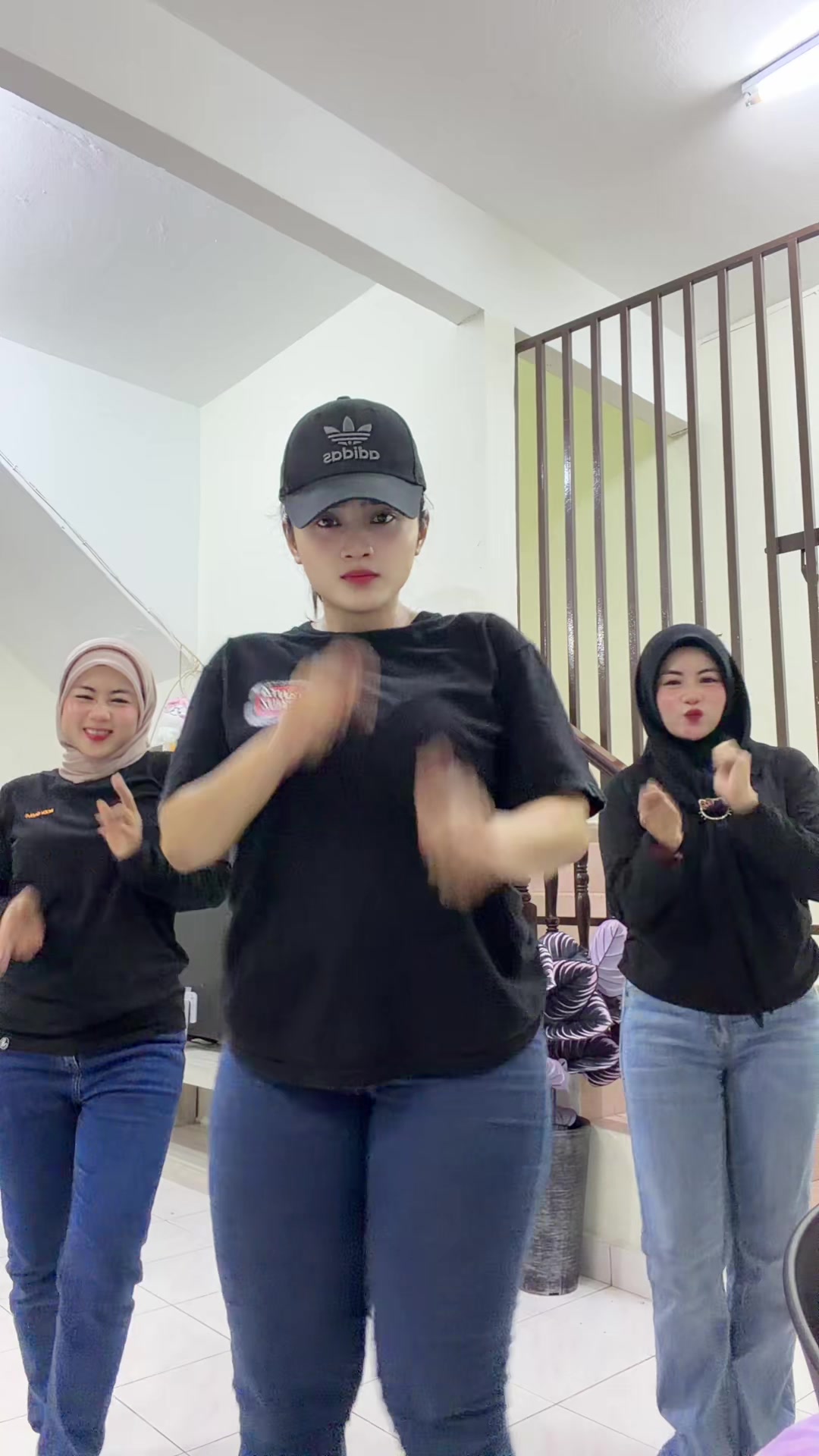 @๐๐ฒ๐ด๐ด๐ญ๐ช๐๐พ๐