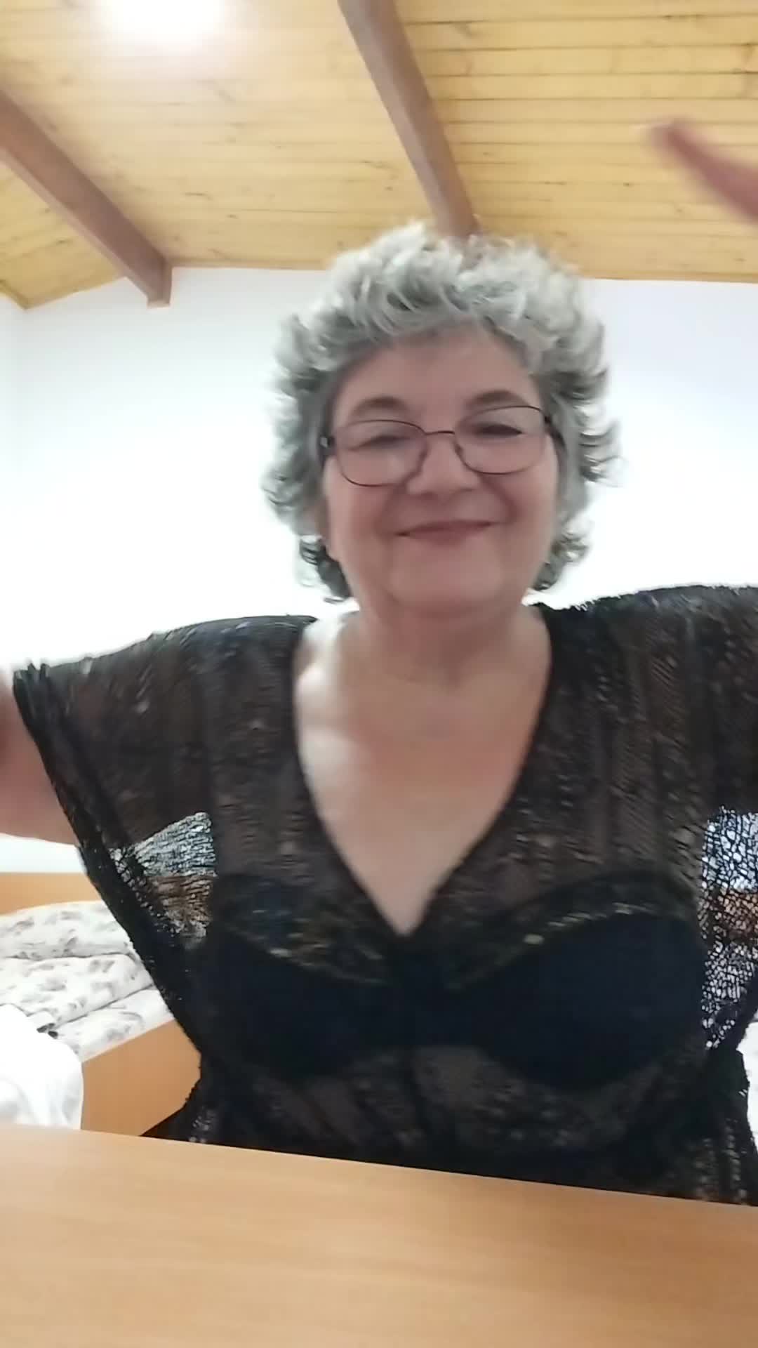 @Marika Marika