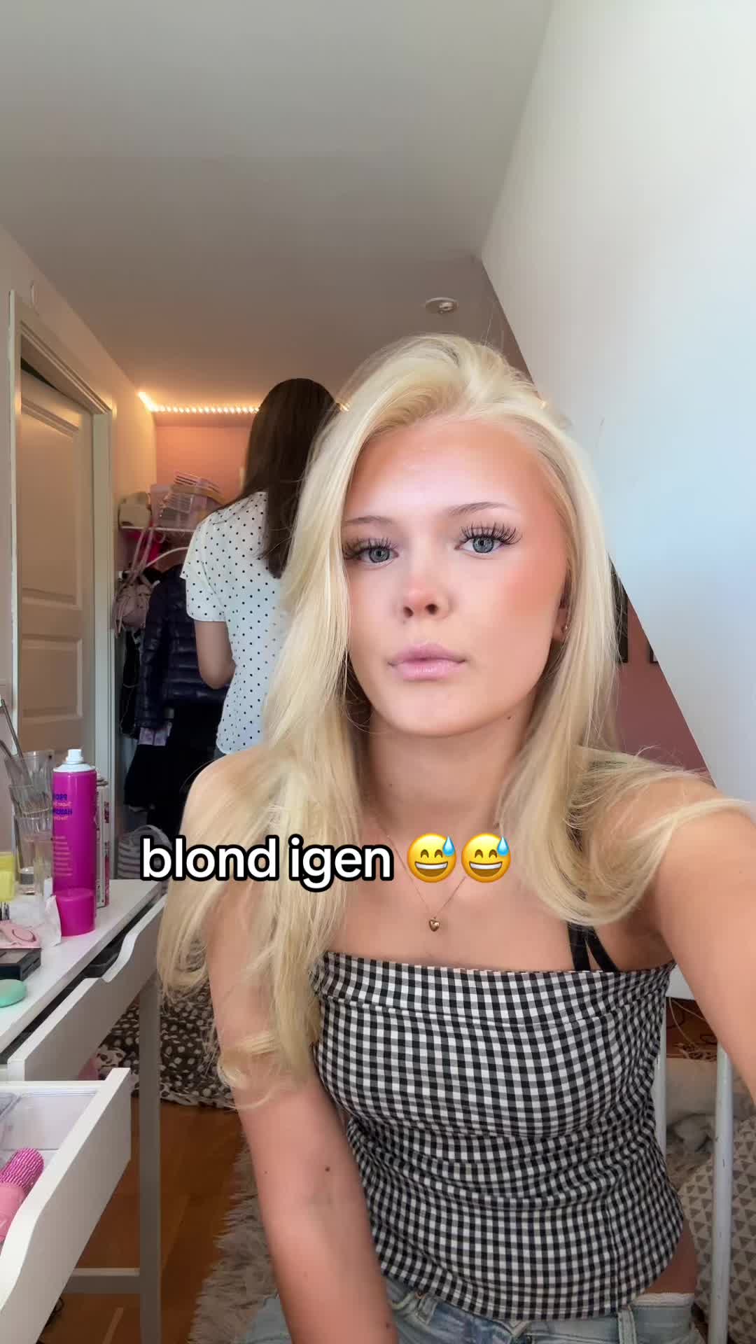 @liviaspam36