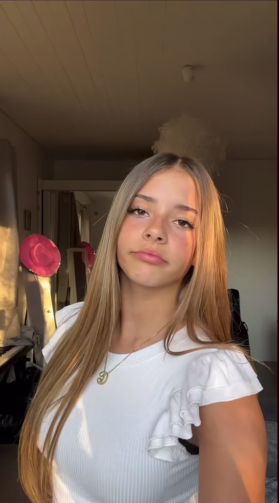 @meuf gechar