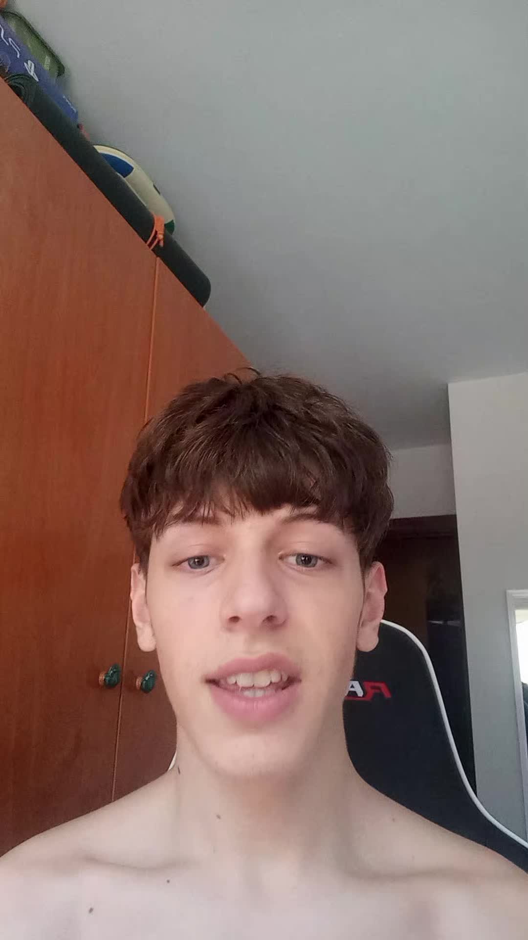 @kiwiisito_