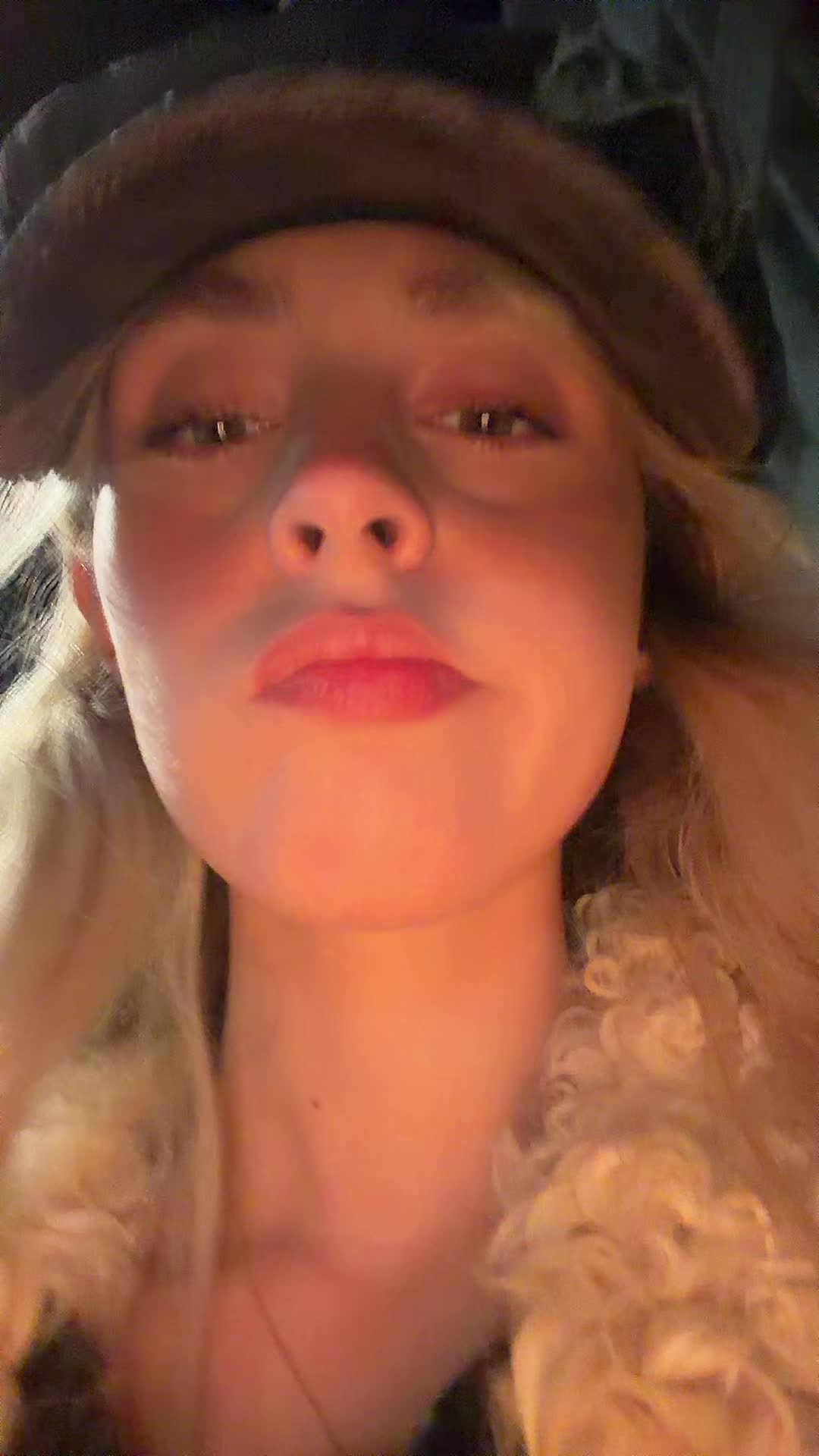 @elof