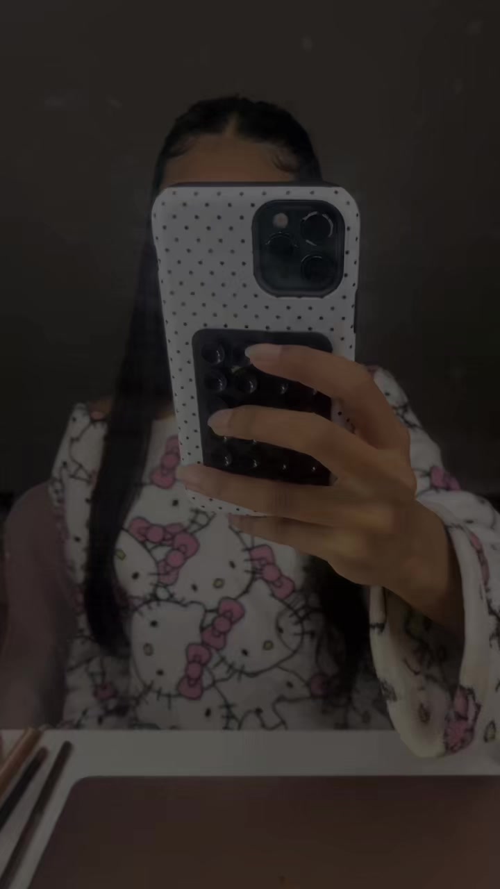 @𖦹