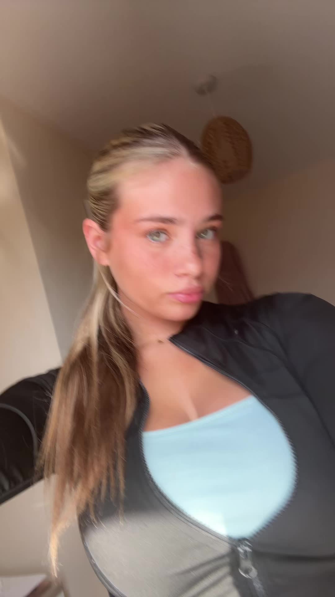 @Summer🖤