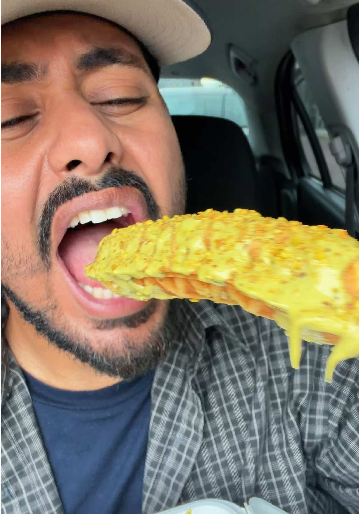 @hassounaeats