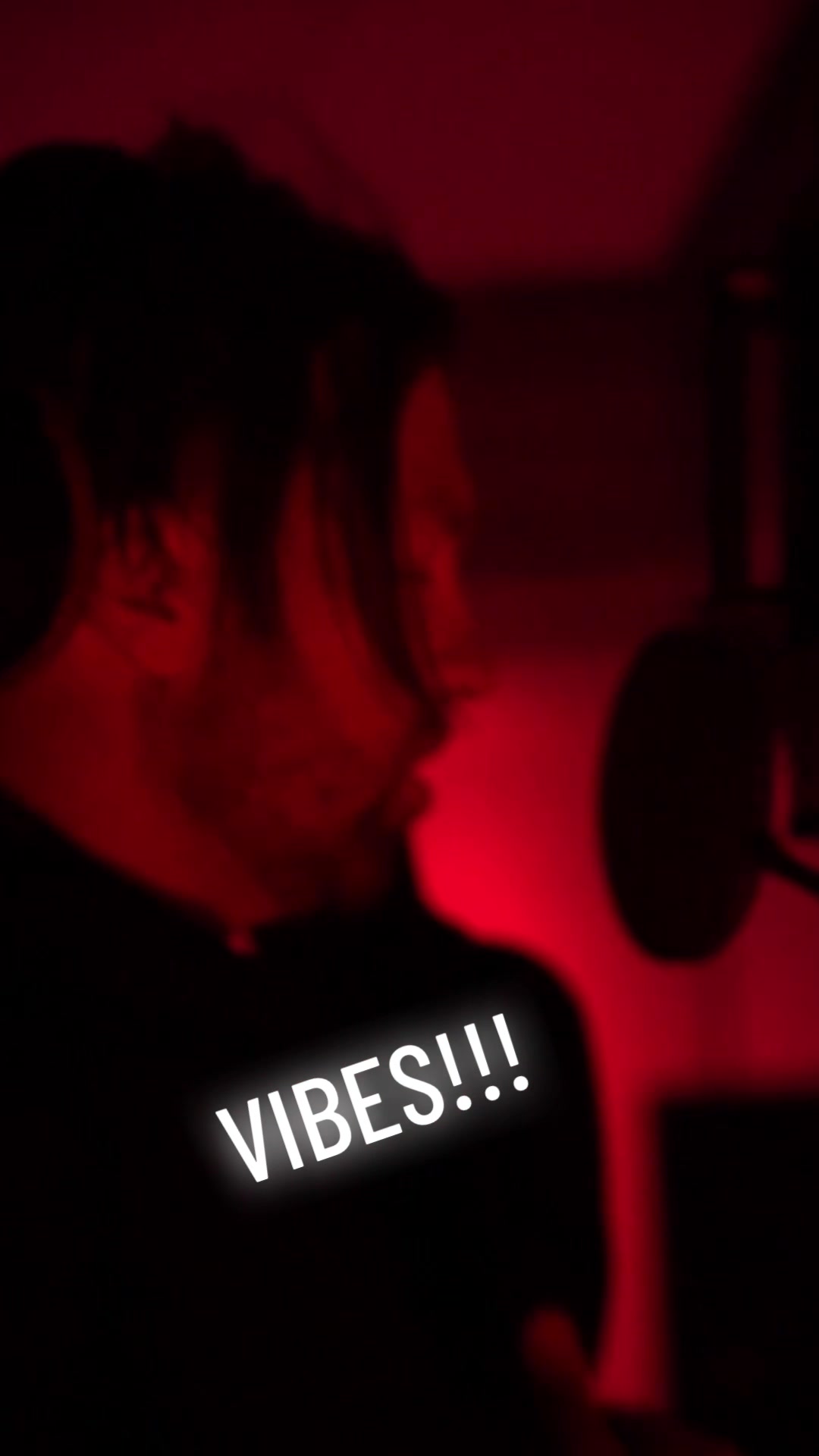 @madebydimv