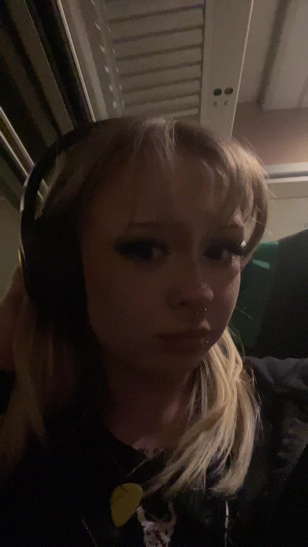 @Ewiee