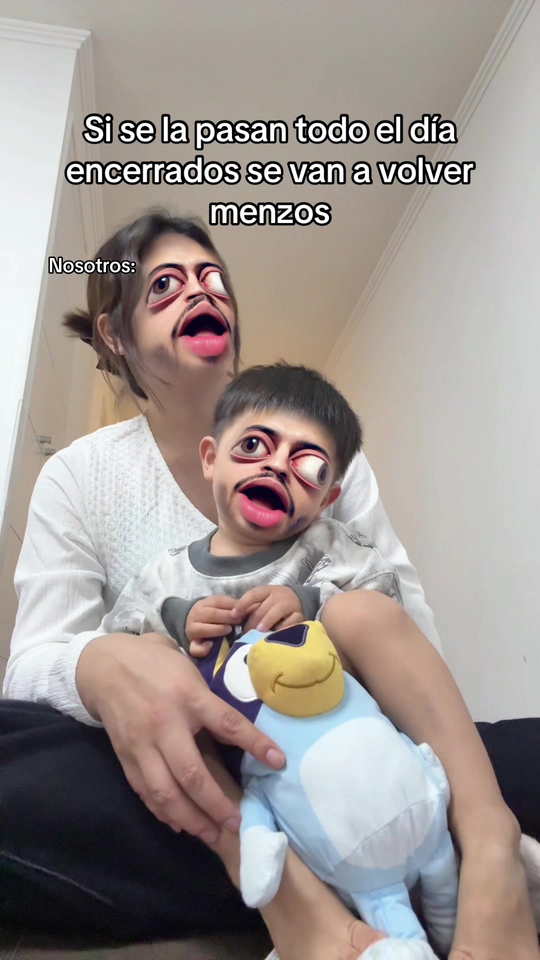 @Carolay🇨🇳🇵🇪🇨🇱